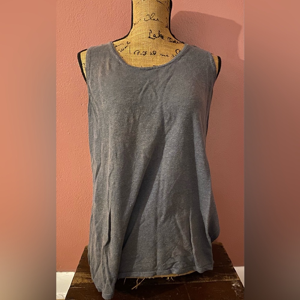 JJill Medium petite split side tank